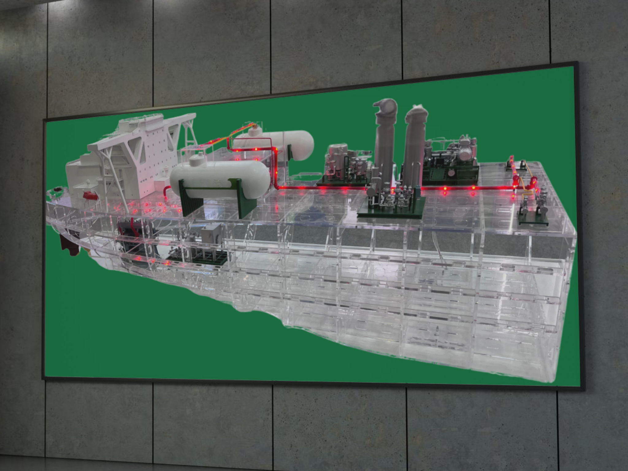 Ship model graphic showing the various ship parts, thanks and cargo points.